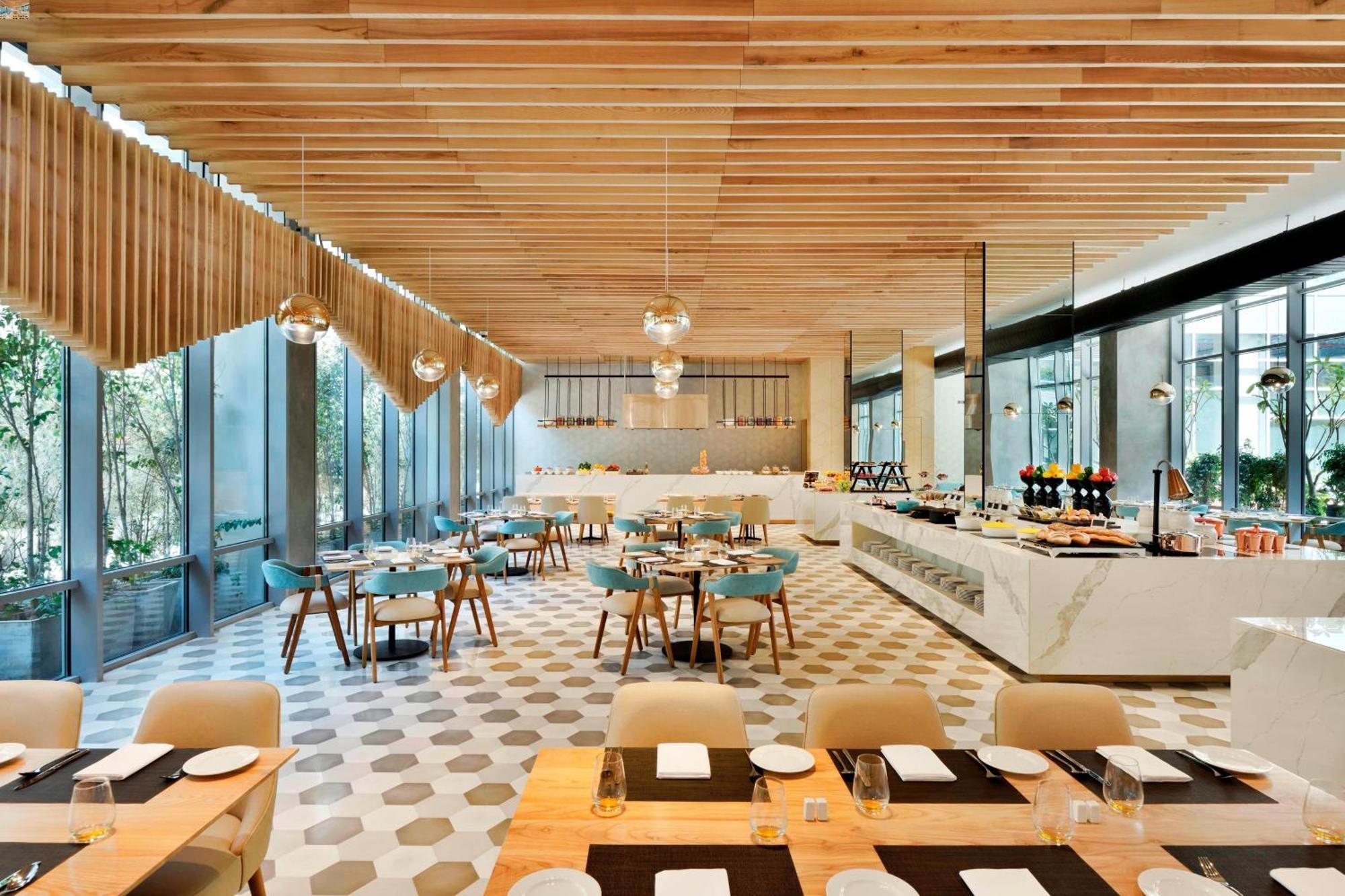 Aloft New Delhi Aerocity Exterior foto The restaurant